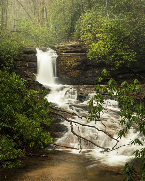 Raven cliff falls georgia. Things To Know About Raven cliff falls georgia. 